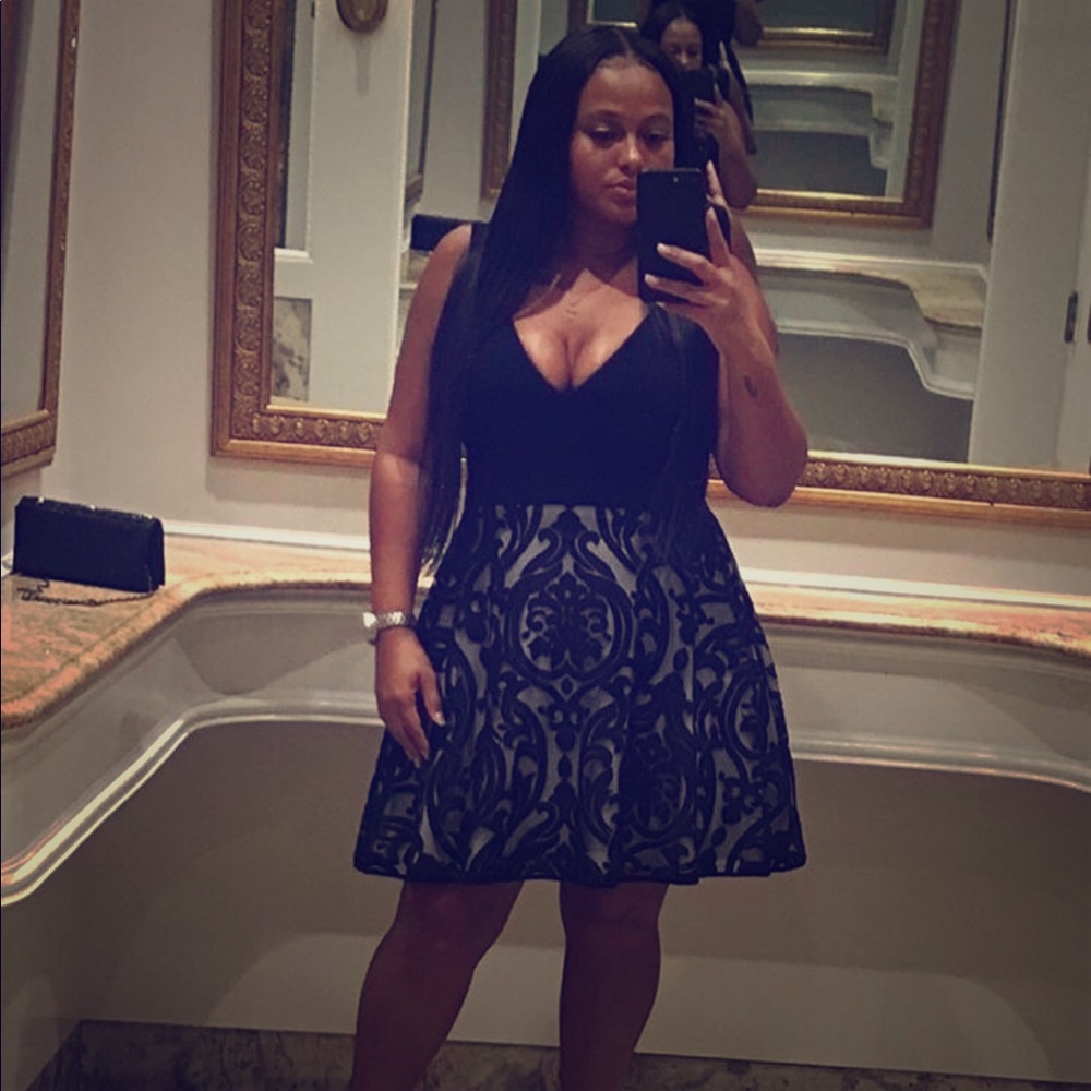 Meet your Posher, Dominique